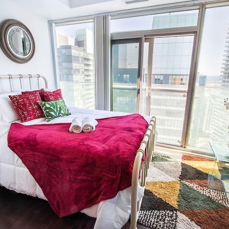 Micasa Suites - Modern Executive Condo Toronto Zewnętrze zdjęcie