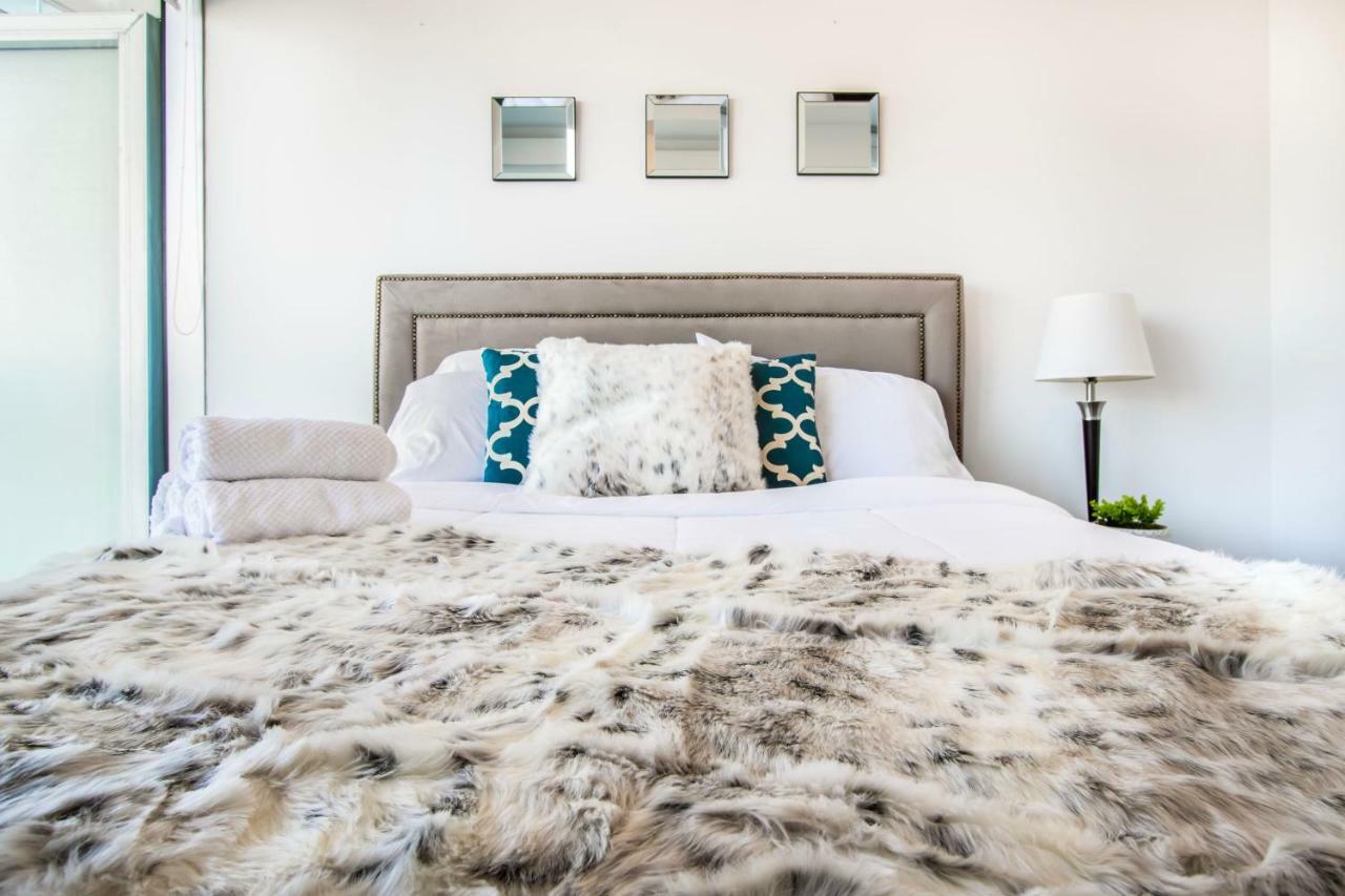 Micasa Suites - Modern Executive Condo Toronto Zewnętrze zdjęcie