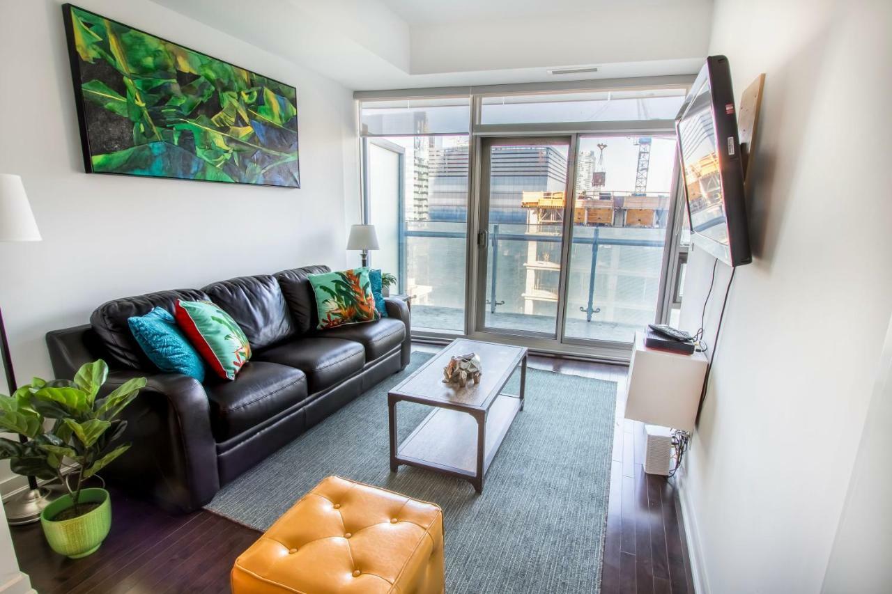 Micasa Suites - Modern Executive Condo Toronto Zewnętrze zdjęcie